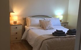 Entire 3 Bedroom House Ballyshannon Town Centre